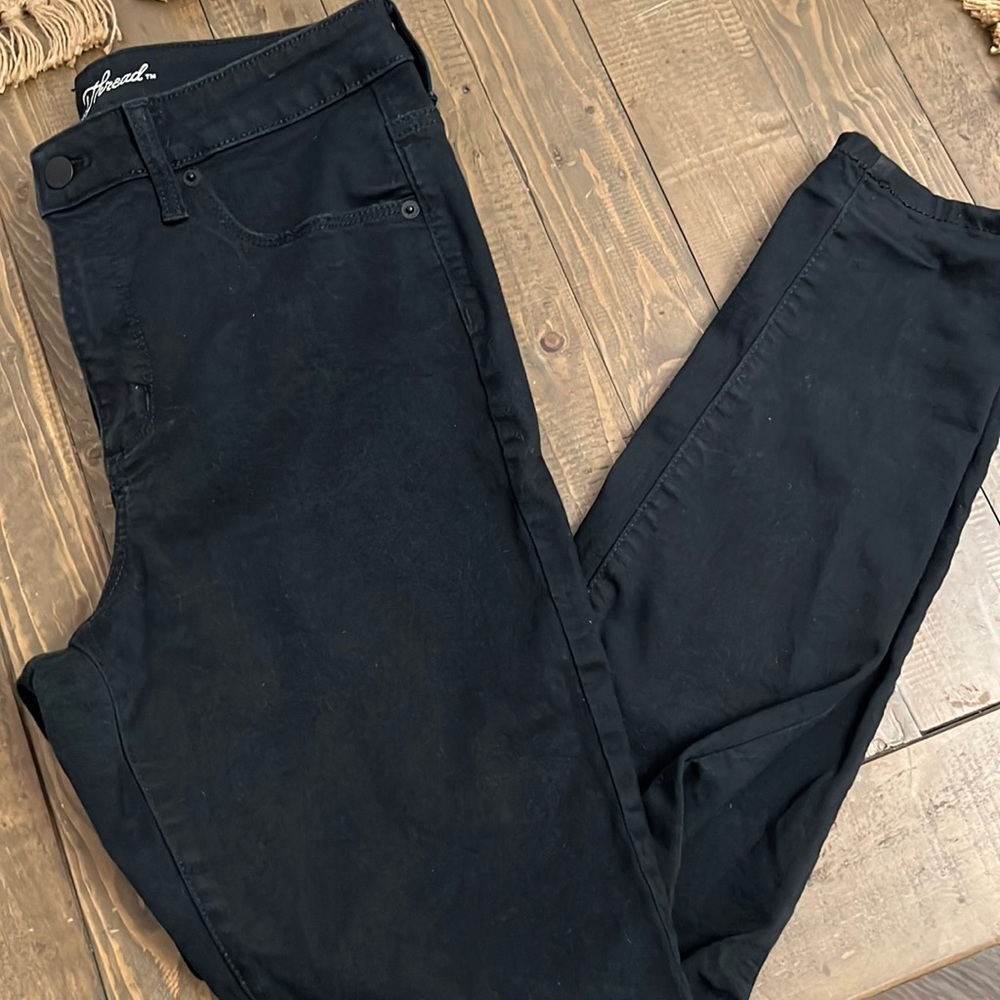 Universal thread black skinny jeans